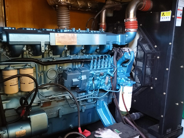 建湖磷酸铁锂蓄电池的使用寿命与哪些因素有关？