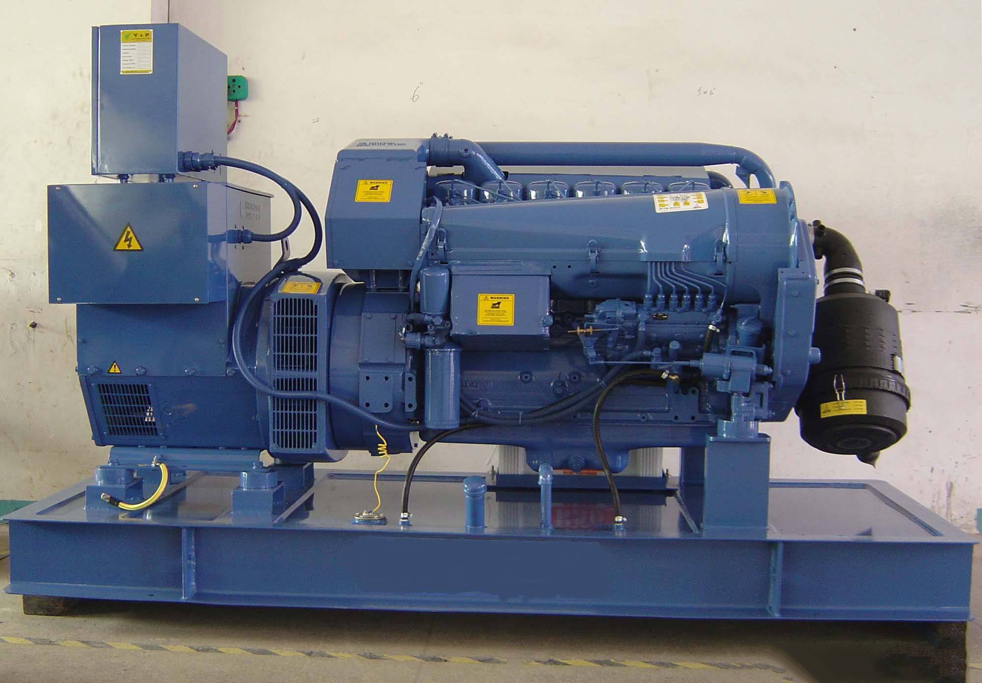 建湖汽油发电机组冬季启动前，电瓶需要做哪些检查和维护？