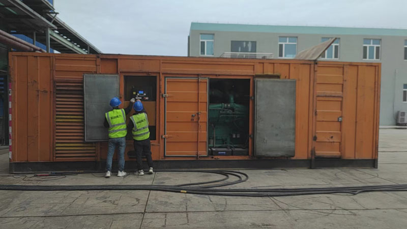 建湖如何检查柴油发电机组的机油油位?